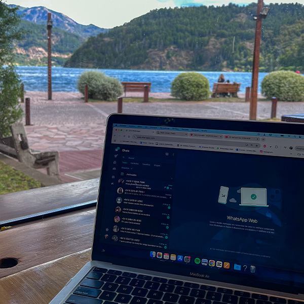 Miniatura del curso online sobre cómo crear y vender tu propia formación digital.