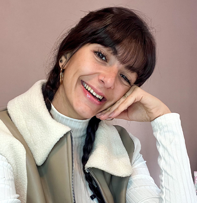 Juliana, mentora de negocios digitales y experta en Community Management.